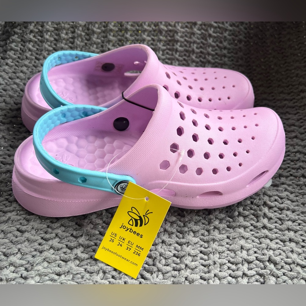 Joybees active lavender/sky blue crocs